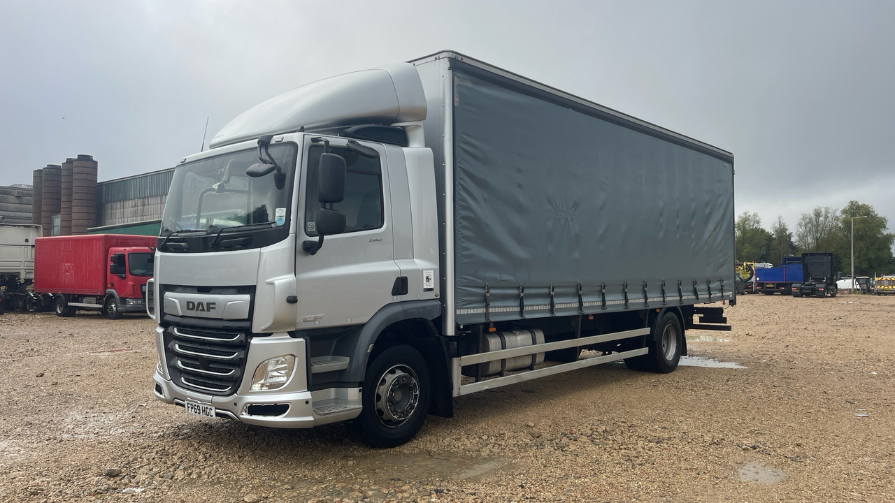 Daf CF 260 - משאית וילונות צד: תמונה 2 Daf CF 260 - משאית וילונות צד: תמונה 2