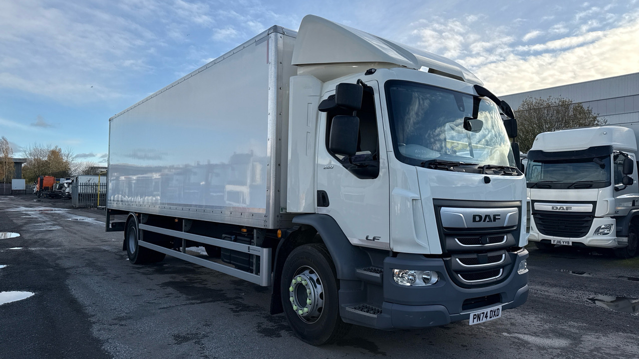 Daf LF 260 - משאית תיבה: תמונה 1 Daf LF 260 - משאית תיבה: תמונה 1