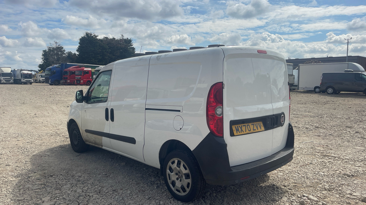 FIAT DOBLO 1.6 Multijet 16V 105PS - כלי רכב מסחרי קטן: תמונה 3 FIAT DOBLO 1.6 Multijet 16V 105PS - כלי רכב מסחרי קטן: תמונה 3