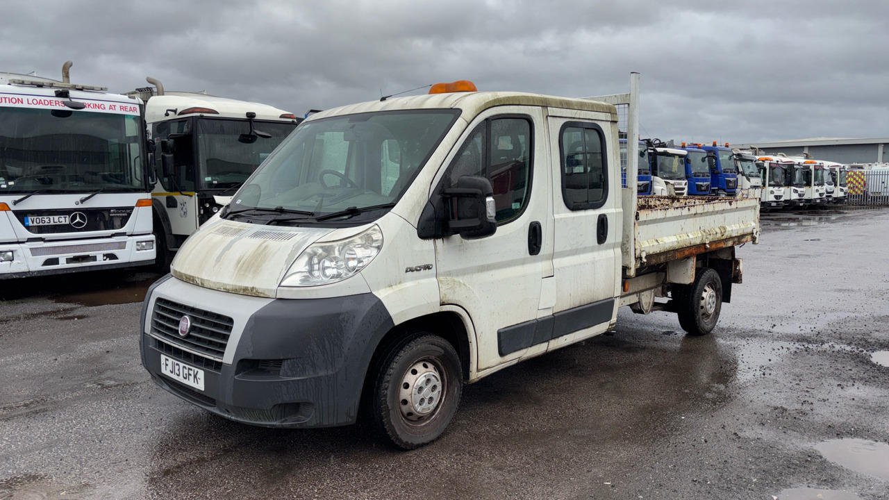 FIAT DUCATO 35 2.3 Multijet 130PS - כלי רכב מסחרי מזהיר: תמונה 2 FIAT DUCATO 35 2.3 Multijet 130PS - כלי רכב מסחרי מזהיר: תמונה 2