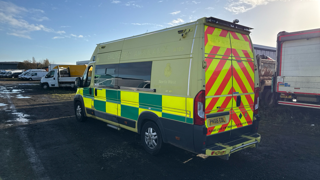 FIAT DUCATO 42 2.3 MULTIJET II - אמבולנס: תמונה 3 FIAT DUCATO 42 2.3 MULTIJET II - אמבולנס: תמונה 3