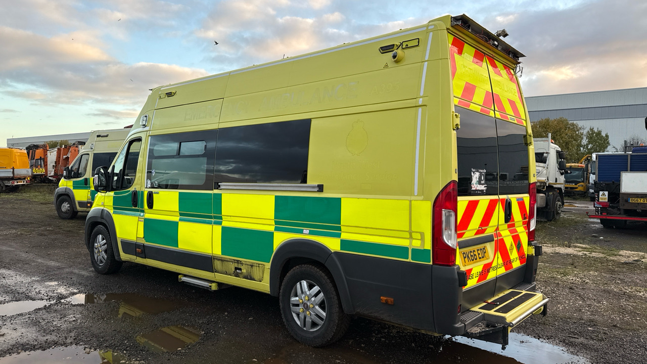 FIAT DUCATO 42 MULTIJET II - אמבולנס: תמונה 3 FIAT DUCATO 42 MULTIJET II - אמבולנס: תמונה 3