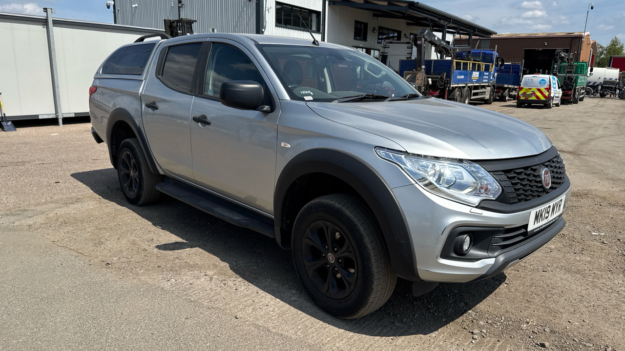 FIAT FULLBACK 2.4 CROSS - טנדר, כלי רכב מסחרי קומבי: תמונה 1 FIAT FULLBACK 2.4 CROSS - טנדר, כלי רכב מסחרי קומבי: תמונה 1