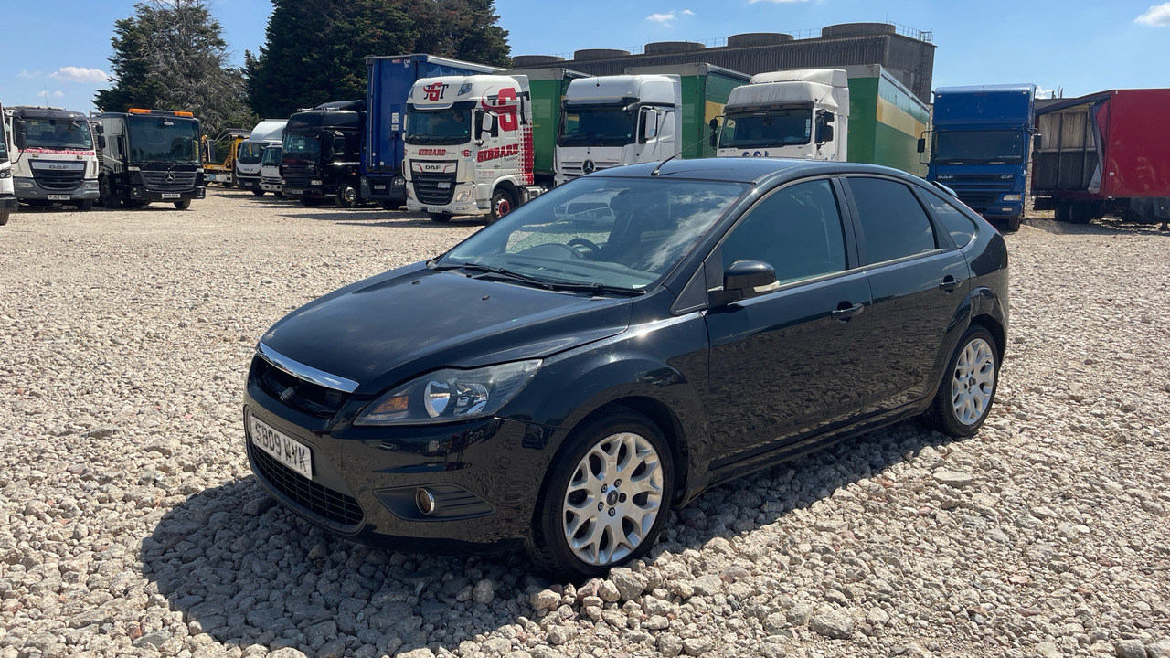 FORD FOCUS 115 1.8 TDCI - האצ'בק: תמונה 2 FORD FOCUS 115 1.8 TDCI - האצ'בק: תמונה 2