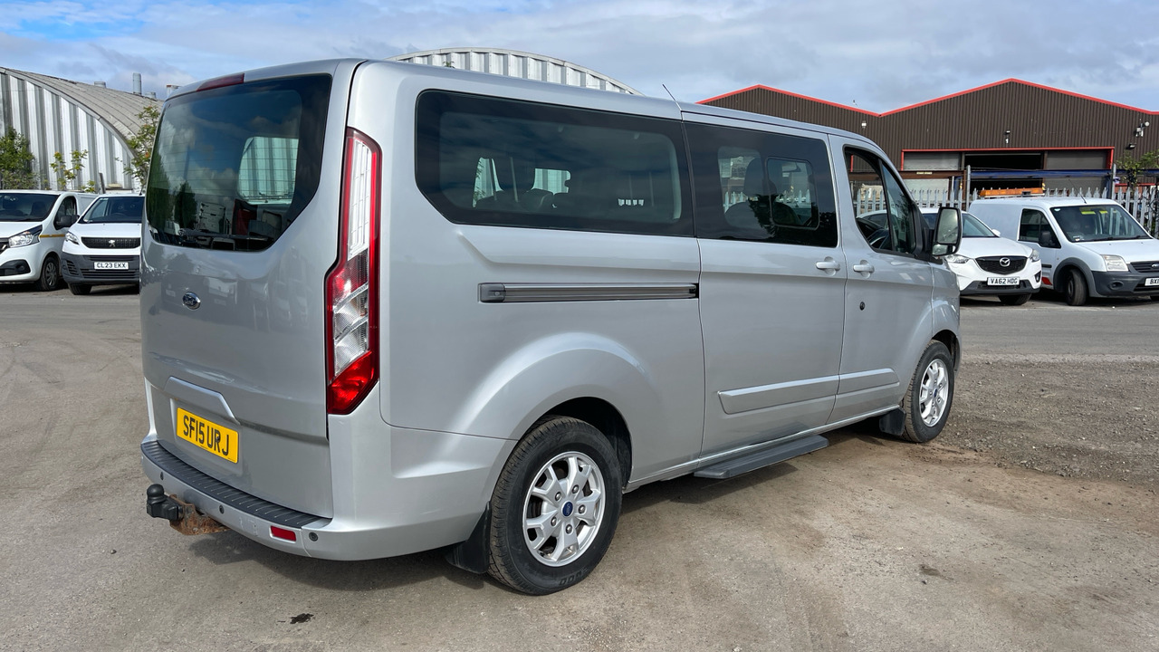 FORD TOURNEO CUSTOM 300 2.2 TDCi 125PS - מכונות אחרות: תמונה 4 FORD TOURNEO CUSTOM 300 2.2 TDCi 125PS - מכונות אחרות: תמונה 4