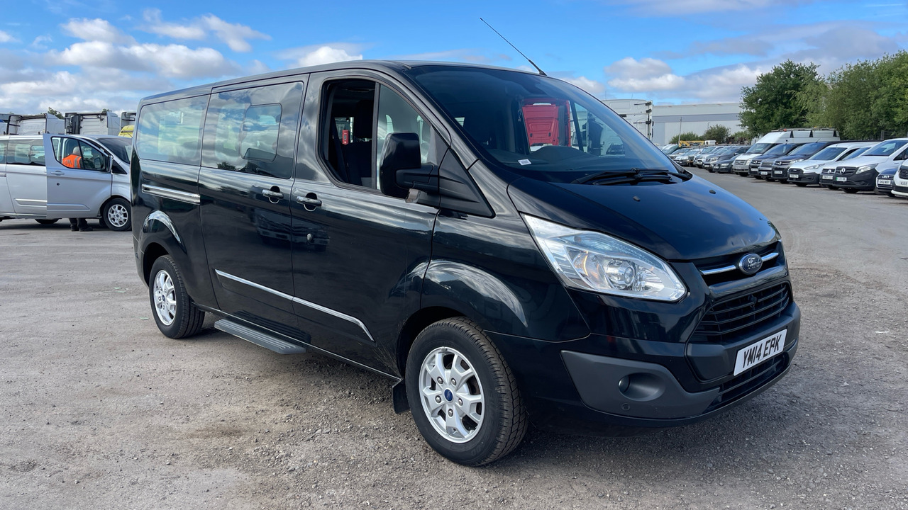 FORD TOURNEO CUSTOM 300 2.2 TDCi 125PS - מכונות אחרות: תמונה 1 FORD TOURNEO CUSTOM 300 2.2 TDCi 125PS - מכונות אחרות: תמונה 1