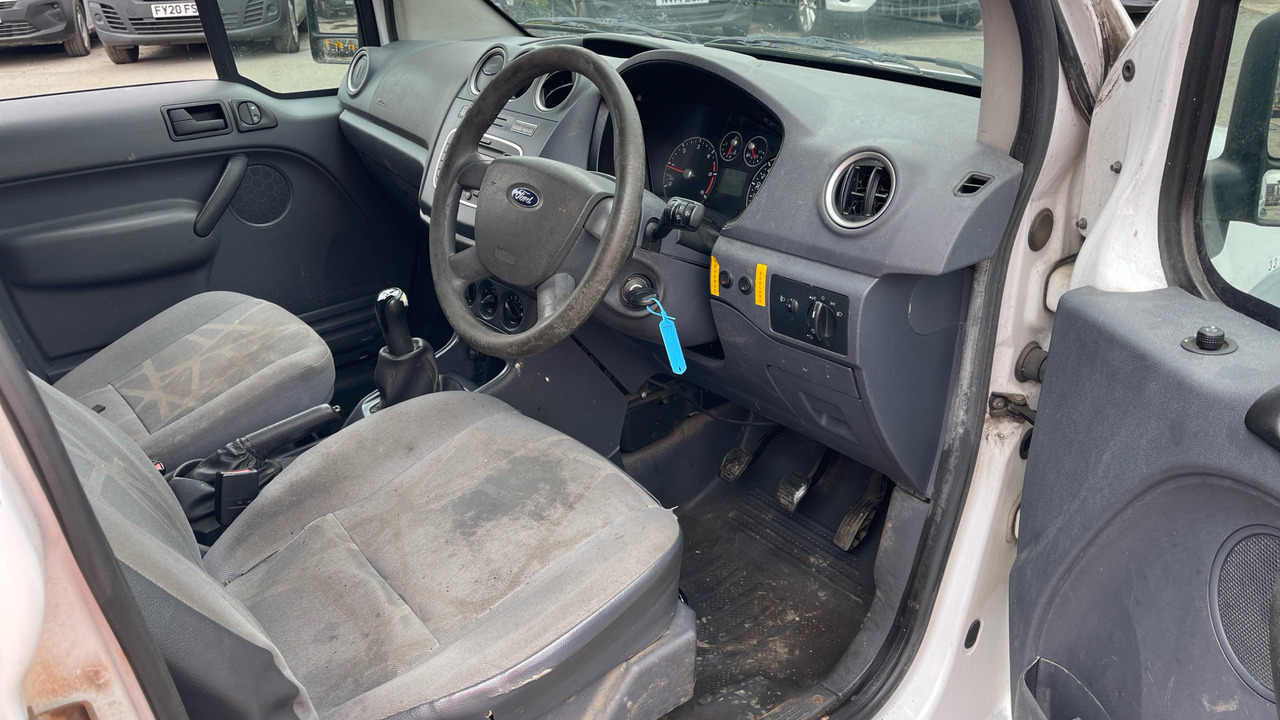 FORD TRANSIT CONNECT 230 1.8 TDCI 90ps - כלי רכב מסחרי קטן: תמונה 5 FORD TRANSIT CONNECT 230 1.8 TDCI 90ps - כלי רכב מסחרי קטן: תמונה 5