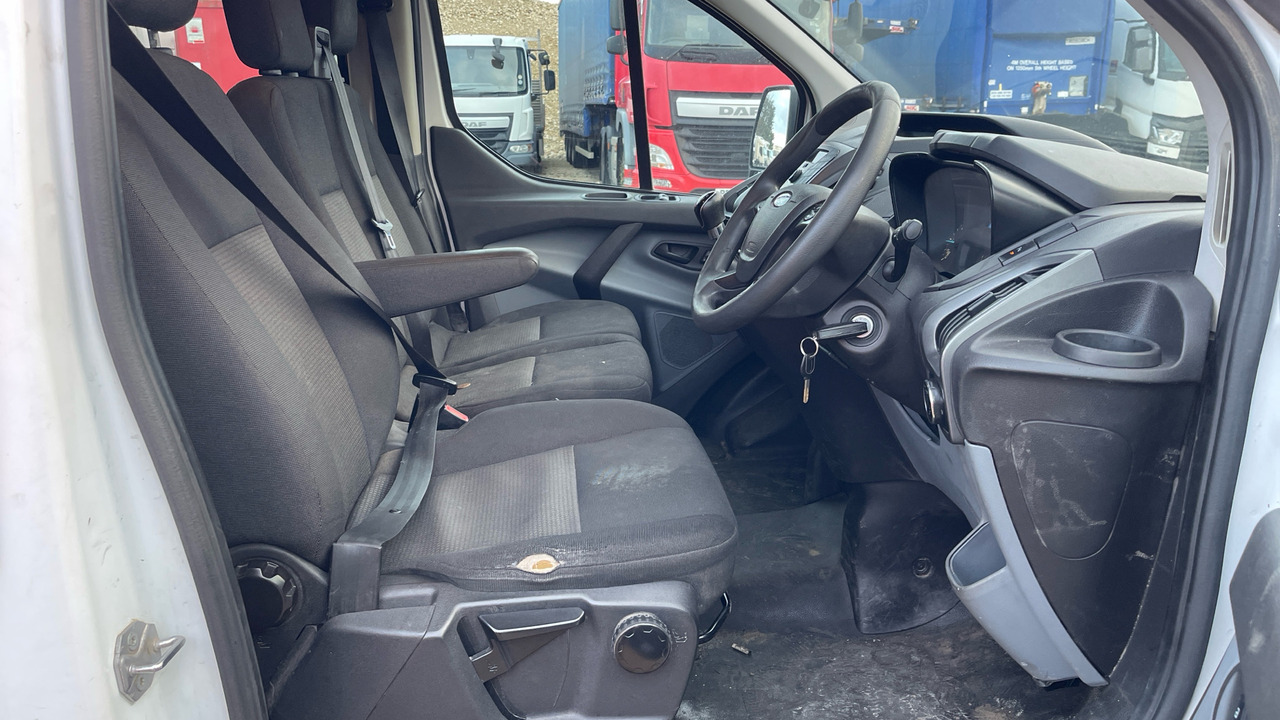FORD TRANSIT CUSTOM 290 2.0 TDCI 105PS - כלי רכב מסחרי קומבי: תמונה 5 FORD TRANSIT CUSTOM 290 2.0 TDCI 105PS - כלי רכב מסחרי קומבי: תמונה 5