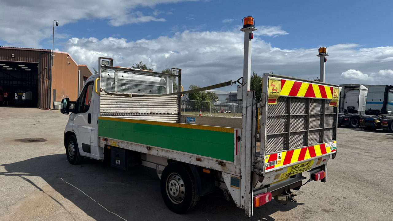 Fiat Ducato 35 2.3 MULTIJET 130PS - כלי רכב מסחרי במיטה שטוחה: תמונה 3 Fiat Ducato 35 2.3 MULTIJET 130PS - כלי רכב מסחרי במיטה שטוחה: תמונה 3