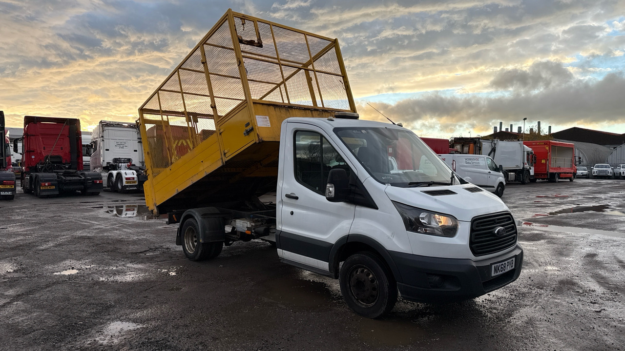 Ford Transit 350 2.0 TDCI 130PS - כלי רכב מסחרי מזהיר: תמונה 1 Ford Transit 350 2.0 TDCI 130PS - כלי רכב מסחרי מזהיר: תמונה 1