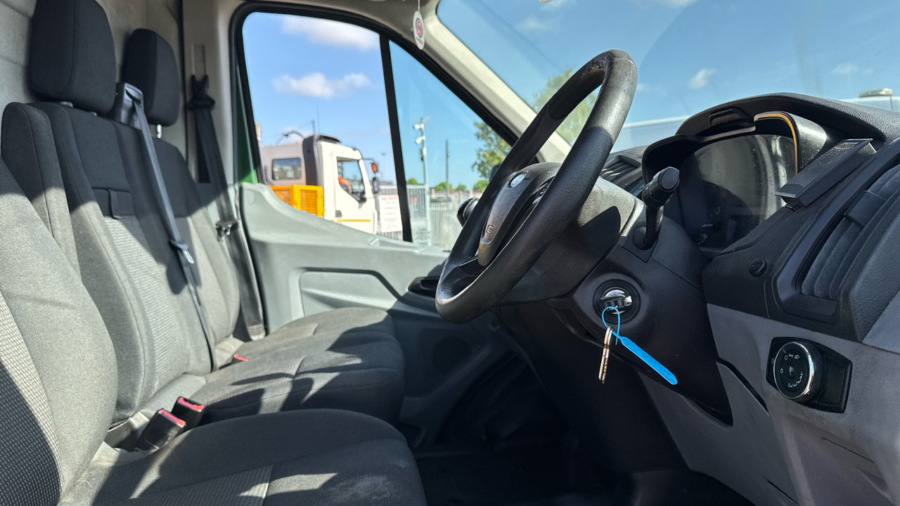 Ford Transit 350 2.0 TDCi 130PS - כלי רכב מסחרי עם לוח: תמונה 5 Ford Transit 350 2.0 TDCi 130PS - כלי רכב מסחרי עם לוח: תמונה 5