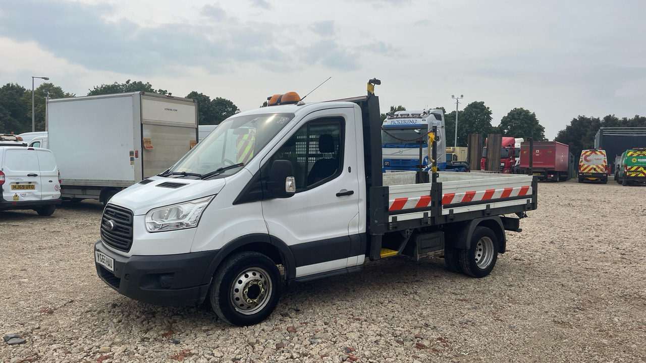 Ford Transit 350 2.2 TDCI 125PS - כלי רכב מסחרי במיטה שטוחה: תמונה 2 Ford Transit 350 2.2 TDCI 125PS - כלי רכב מסחרי במיטה שטוחה: תמונה 2