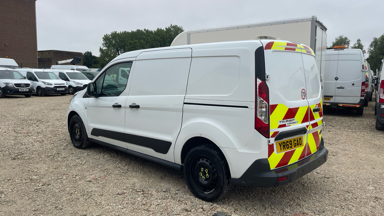 Ford Transit Connect 240 1.5 ECO BLUE 100PS - כלי רכב מסחרי קטן: תמונה 3 Ford Transit Connect 240 1.5 ECO BLUE 100PS - כלי רכב מסחרי קטן: תמונה 3