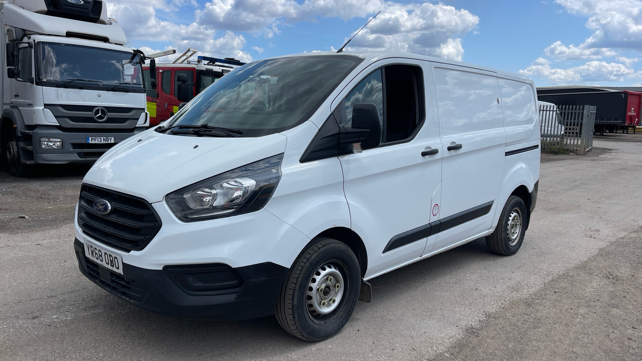 Ford Transit Custom 280 2.0 TDCi 105ps - כלי רכב מסחרי קטן: תמונה 2 Ford Transit Custom 280 2.0 TDCi 105ps - כלי רכב מסחרי קטן: תמונה 2
