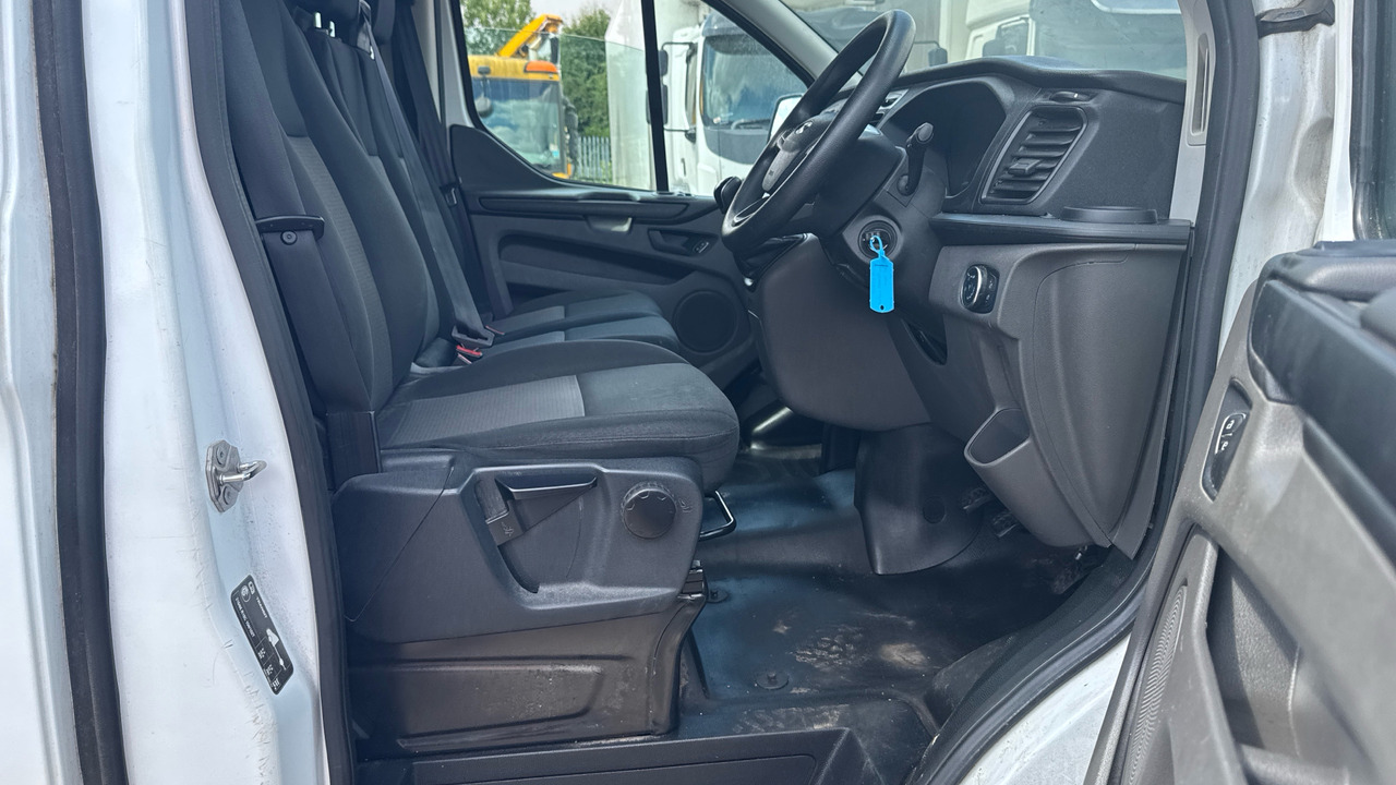 Ford Transit Custom 280 Base 2.0TDCi 105ps Low Roof Van FWD - כלי רכב מסחרי קטן: תמונה 5 Ford Transit Custom 280 Base 2.0TDCi 105ps Low Roof Van FWD - כלי רכב מסחרי קטן: תמונה 5