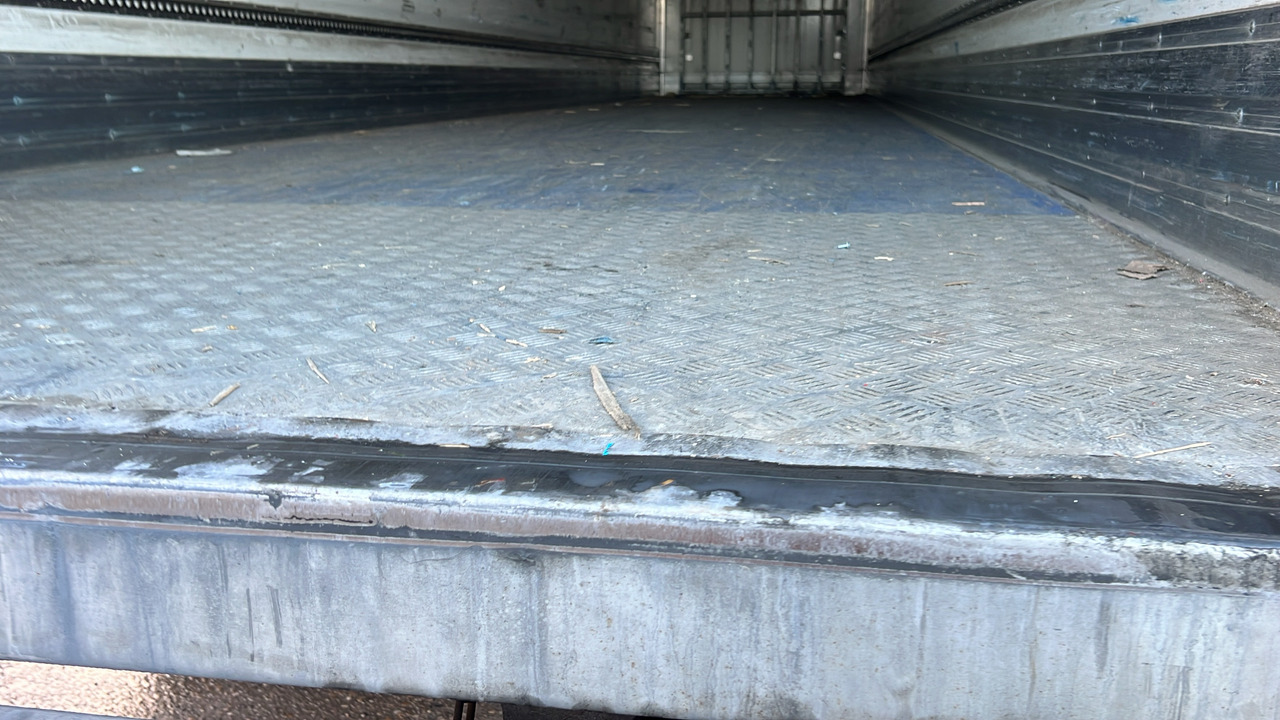 GRAY & ADAMS FRIDGE BOX - קרון נגרר: תמונה 2 GRAY & ADAMS FRIDGE BOX - קרון נגרר: תמונה 2