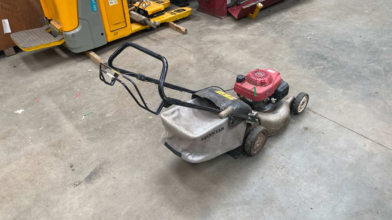 HONDA GCV 130 MOWER - מכסחת גינה: תמונה 4 HONDA GCV 130 MOWER - מכסחת גינה: תמונה 4