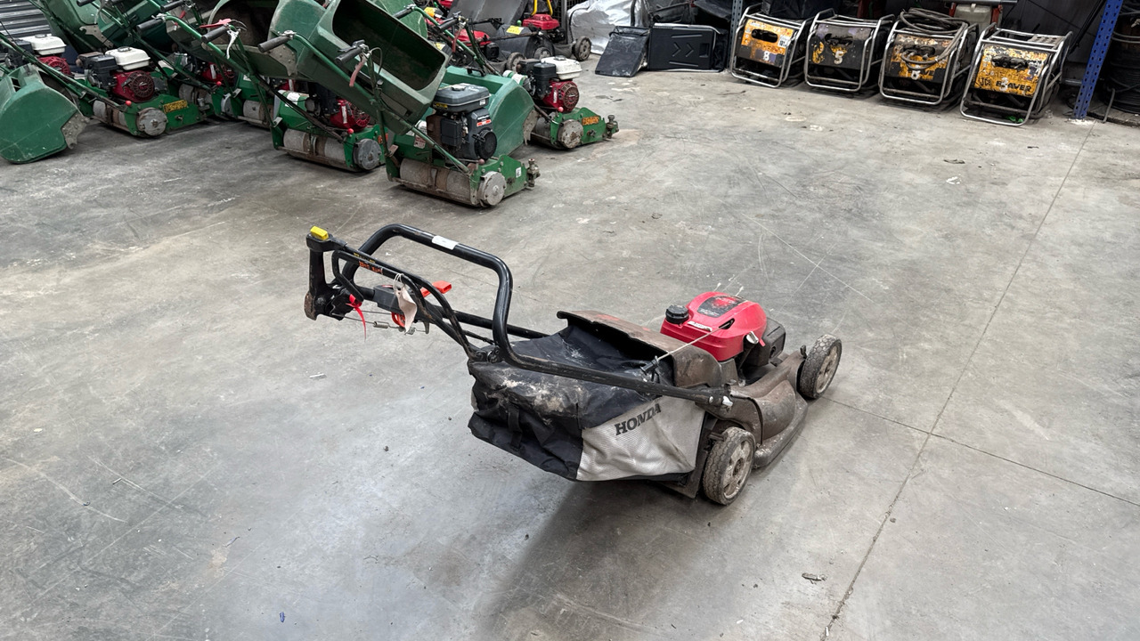 HONDA HRX537 C5HYE - ציוד בנייה: תמונה 2 HONDA HRX537 C5HYE - ציוד בנייה: תמונה 2