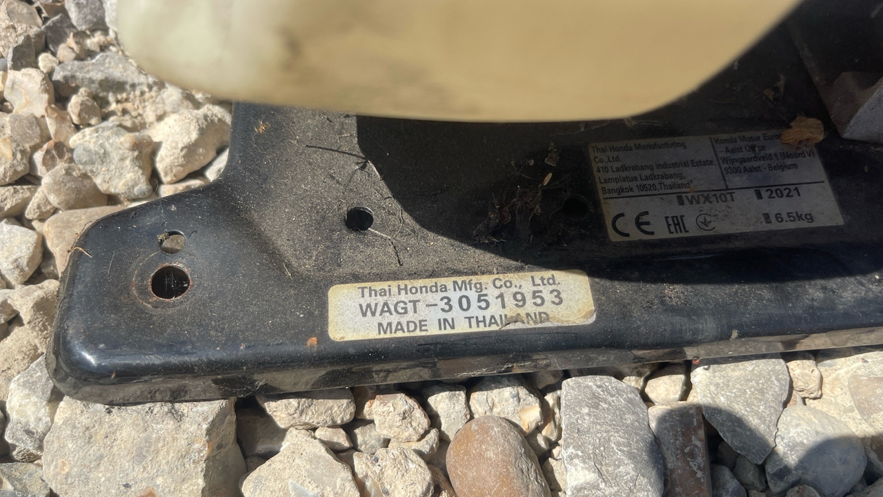 HONDA WP30X - ציוד בנייה: תמונה 4 HONDA WP30X - ציוד בנייה: תמונה 4