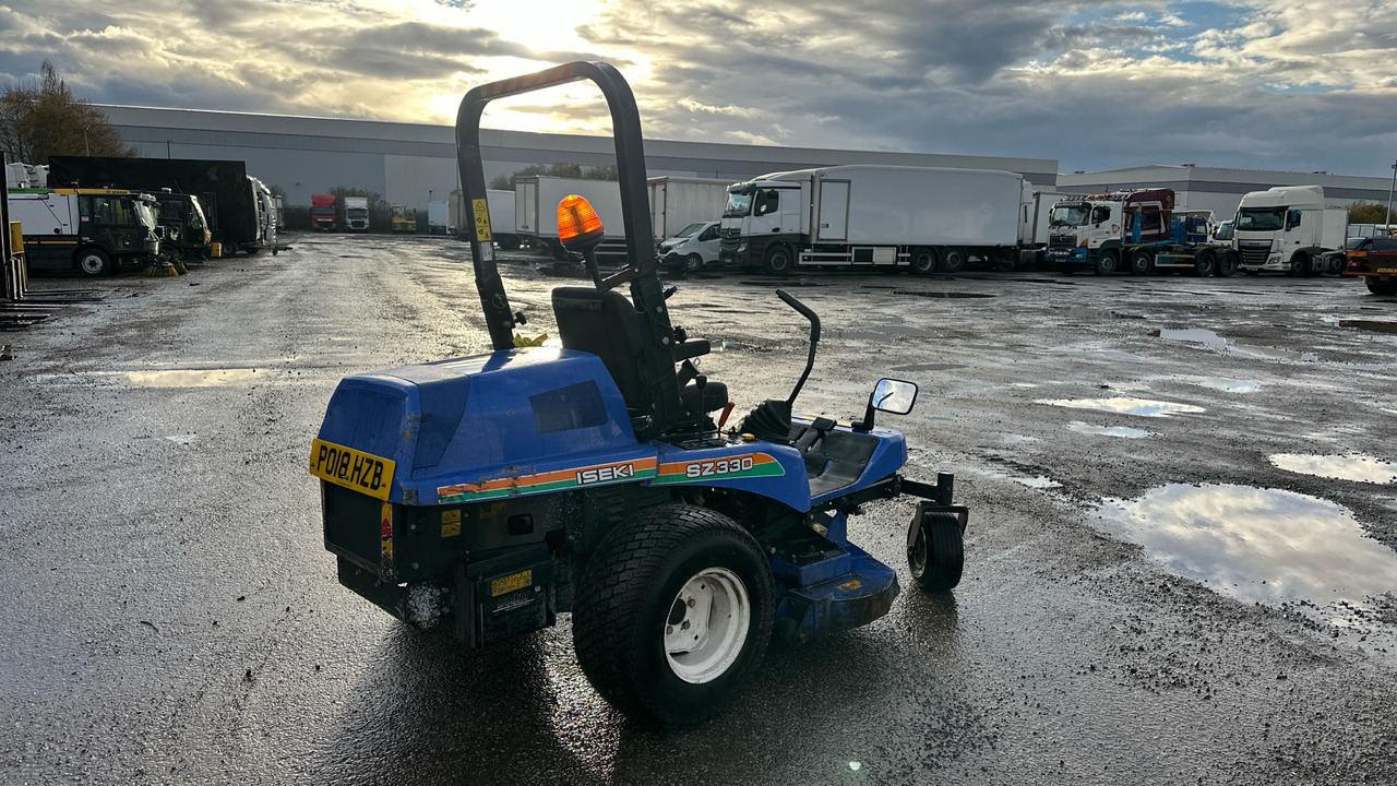 ISEKI SZ330 - מכסחת גינה: תמונה 4 ISEKI SZ330 - מכסחת גינה: תמונה 4