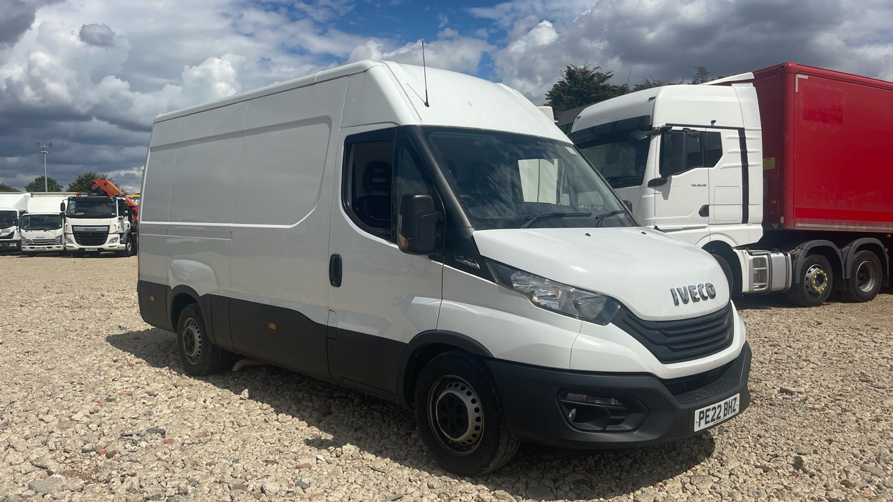 IVECO DAILY 35-140 2.3 3520 WB - כלי רכב מסחרי עם לוח: תמונה 1 IVECO DAILY 35-140 2.3 3520 WB - כלי רכב מסחרי עם לוח: תמונה 1