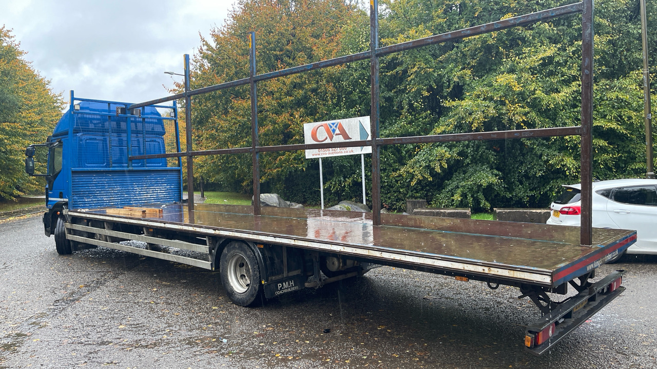IVECO EUROCARGO 160-280 - משאית צד נופל/ שטוחה: תמונה 3 IVECO EUROCARGO 160-280 - משאית צד נופל/ שטוחה: תמונה 3