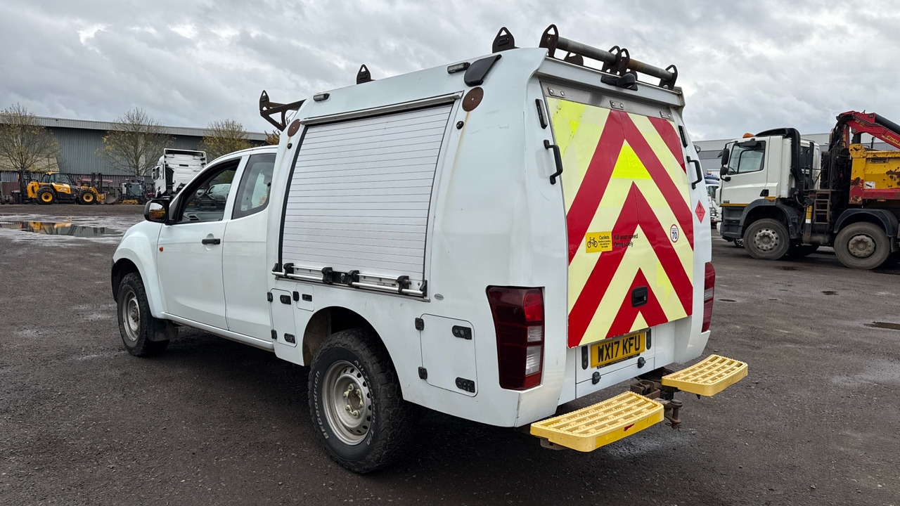 Isuzu D-Max 2.5TD - טנדר, כלי רכב מסחרי קומבי: תמונה 3 Isuzu D-Max 2.5TD - טנדר, כלי רכב מסחרי קומבי: תמונה 3