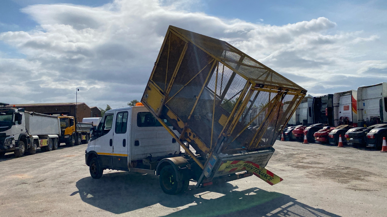 Iveco Daily 3.0 50-150 - כלי רכב מסחרי מזהיר, כלי רכב מסחרי קומבי: תמונה 3 Iveco Daily 3.0 50-150 - כלי רכב מסחרי מזהיר, כלי רכב מסחרי קומבי: תמונה 3