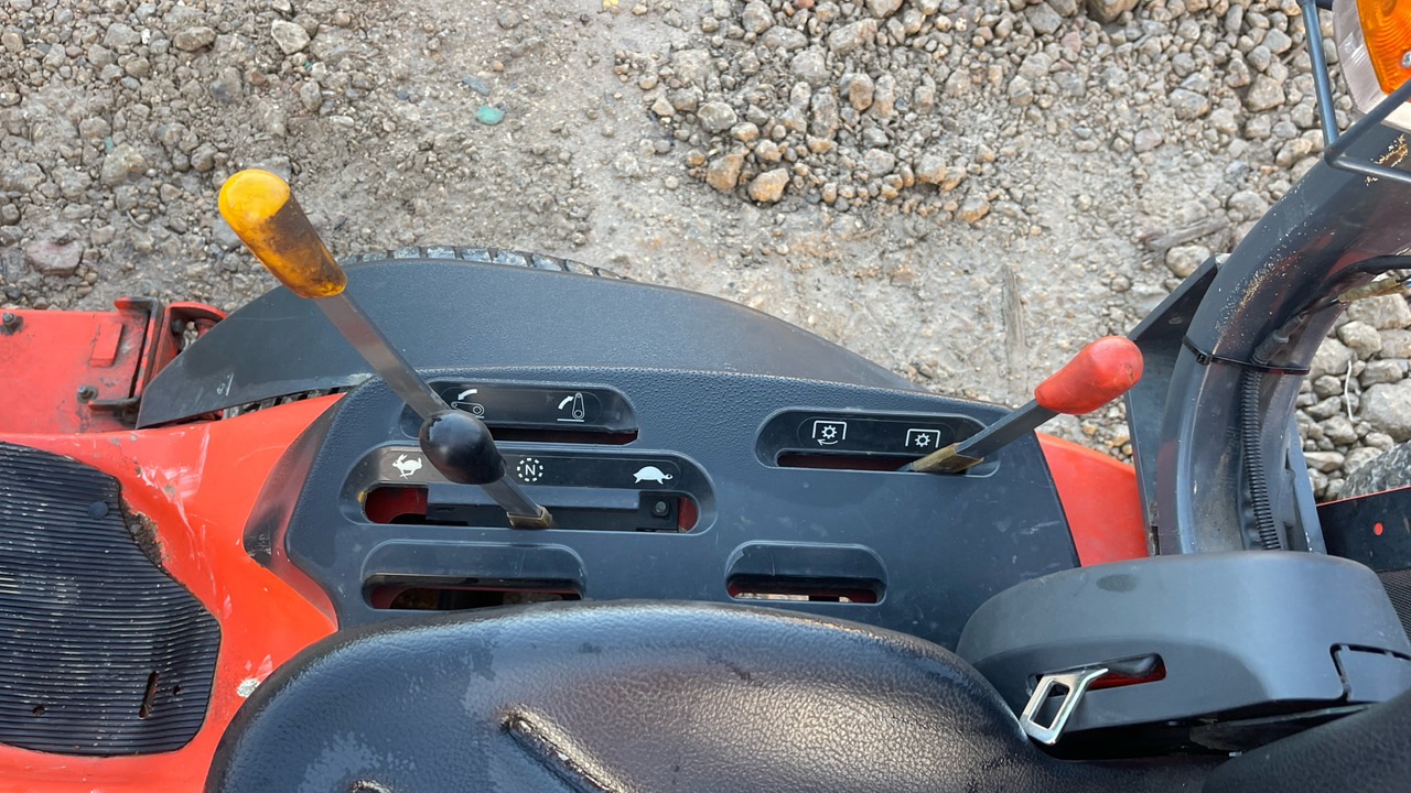 מכסחת גינה KUBOTA F3890: תמונה 7 מכסחת גינה KUBOTA F3890: תמונה 7