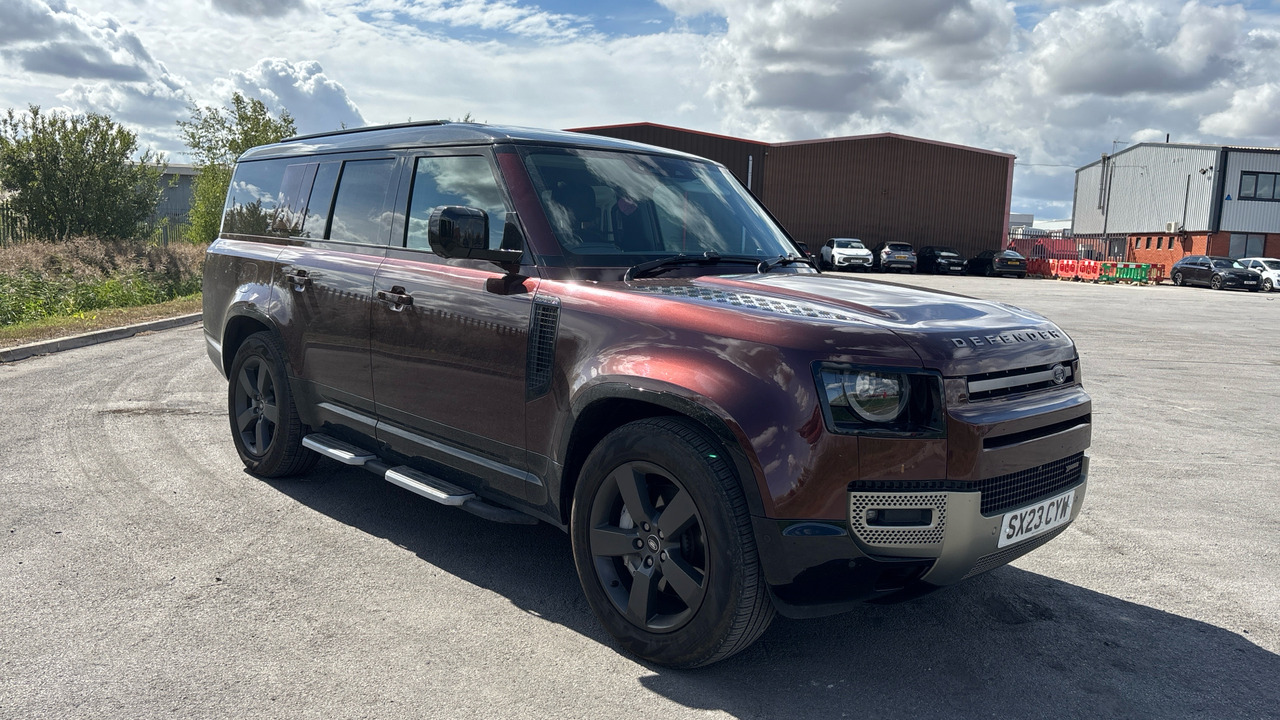 LAND ROVER DEFENDER 3.0 D300 X-Dynamic HSE 130 - SUV: תמונה 1 LAND ROVER DEFENDER 3.0 D300 X-Dynamic HSE 130 - SUV: תמונה 1
