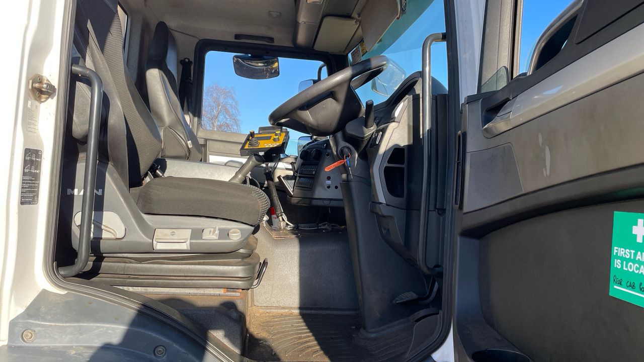 MAN TG-M 18.250 - מפלסת שלג: תמונה 5 MAN TG-M 18.250 - מפלסת שלג: תמונה 5