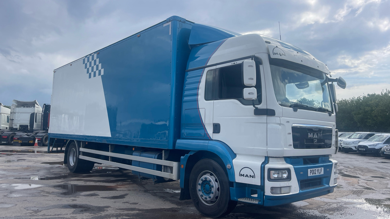 MAN TGM 18.250 - משאית תיבה: תמונה 1 MAN TGM 18.250 - משאית תיבה: תמונה 1