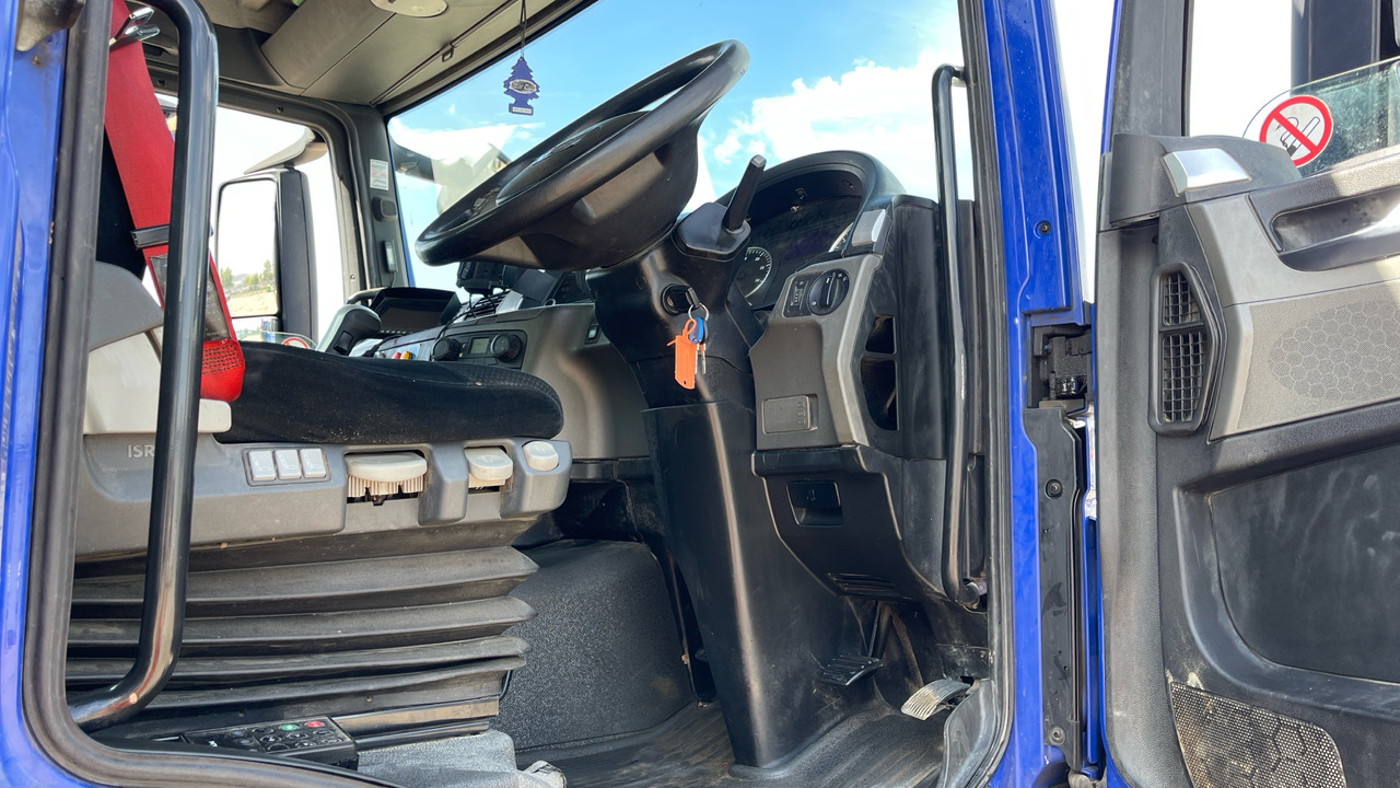 MAN TGS 26.360 - משאית צד נופל/ שטוחה, משאית מנוף: תמונה 5 MAN TGS 26.360 - משאית צד נופל/ שטוחה, משאית מנוף: תמונה 5