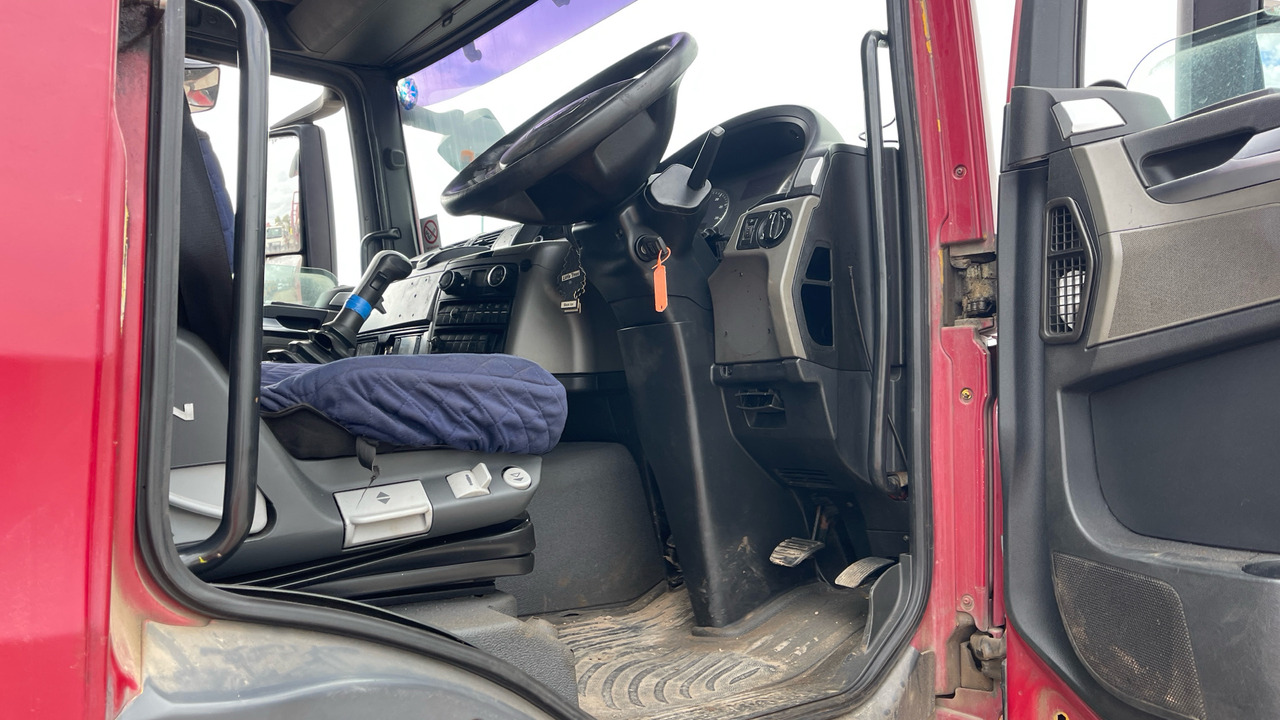 MAN TGS 32.400 - משאית ואקום: תמונה 5 MAN TGS 32.400 - משאית ואקום: תמונה 5