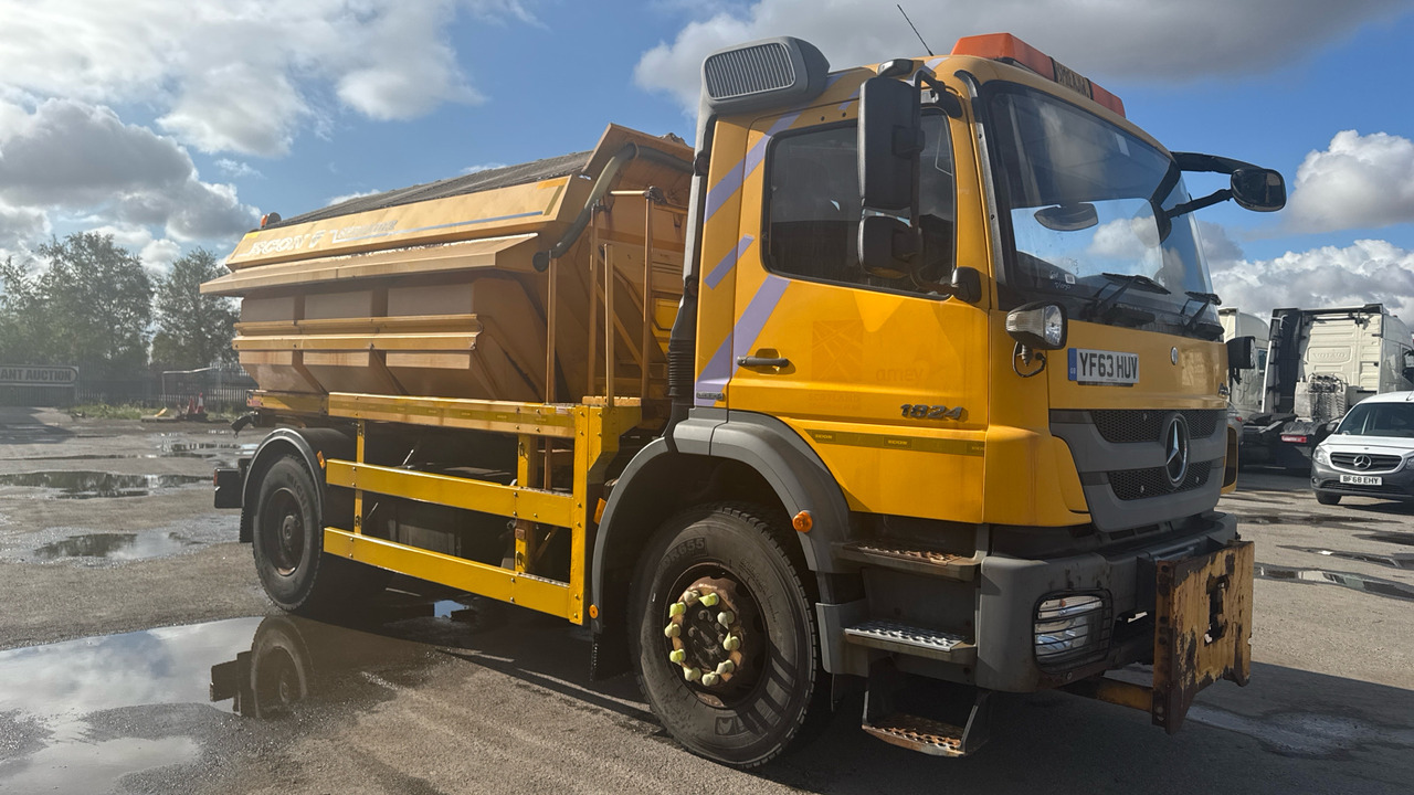 MERCEDES ATEGO 1824 - מפלסת שלג: תמונה 1 MERCEDES ATEGO 1824 - מפלסת שלג: תמונה 1