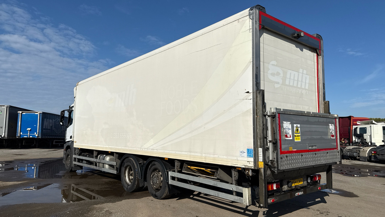 MERCEDES-BENZ ANTOS 2533 - משאית קירור: תמונה 3 MERCEDES-BENZ ANTOS 2533 - משאית קירור: תמונה 3
