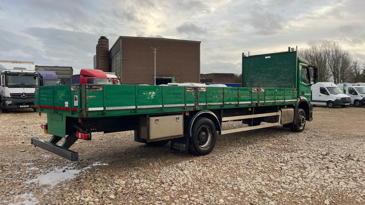 MERCEDES-BENZ AROCS 1824 - משאית צד נופל/ שטוחה: תמונה 4 MERCEDES-BENZ AROCS 1824 - משאית צד נופל/ שטוחה: תמונה 4