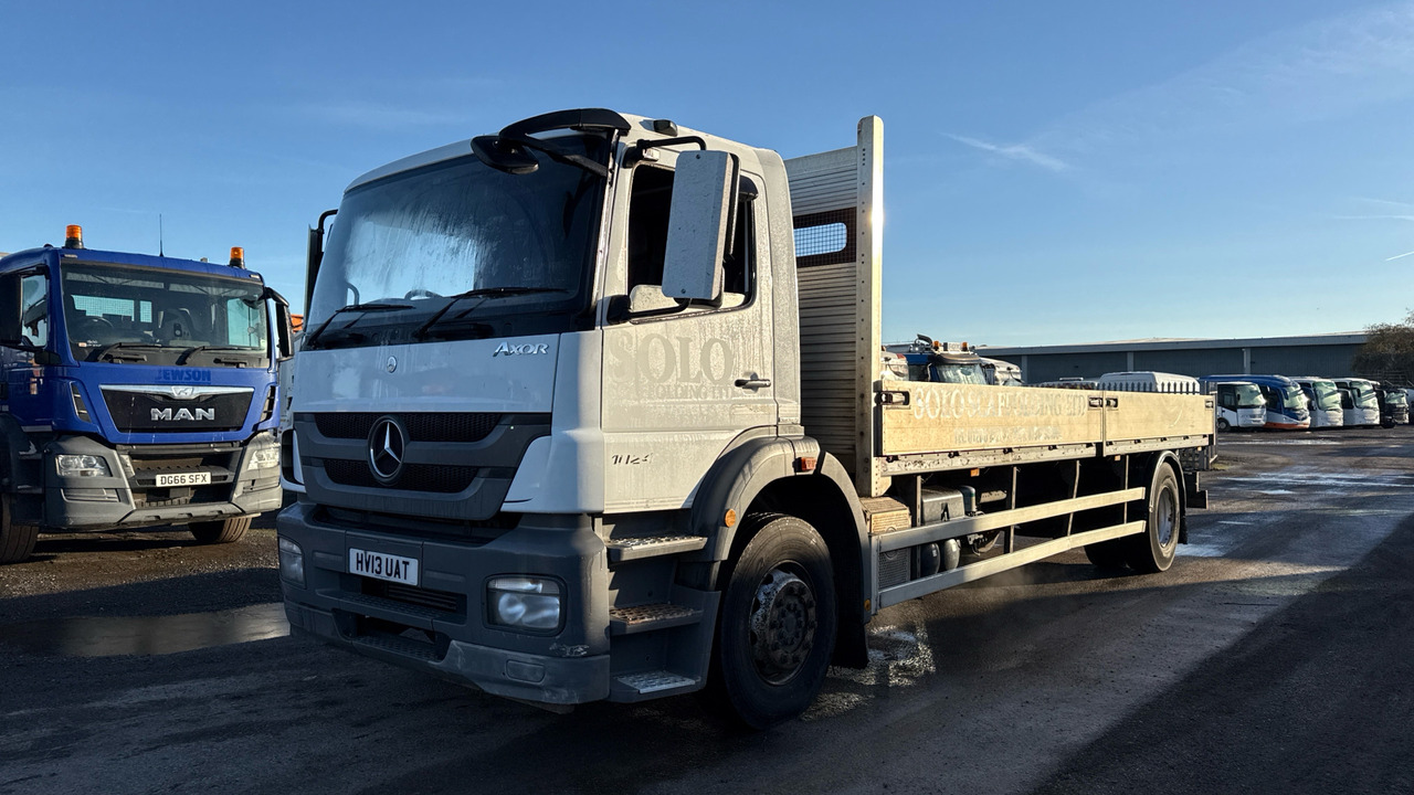 MERCEDES-BENZ AXOR - משאית צד נופל/ שטוחה: תמונה 2 MERCEDES-BENZ AXOR - משאית צד נופל/ שטוחה: תמונה 2