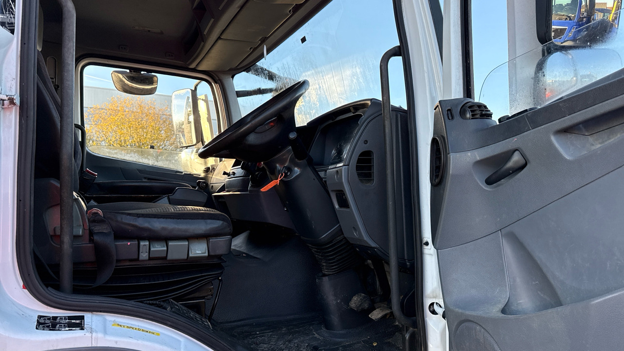 MERCEDES-BENZ AXOR - משאית צד נופל/ שטוחה: תמונה 5 MERCEDES-BENZ AXOR - משאית צד נופל/ שטוחה: תמונה 5