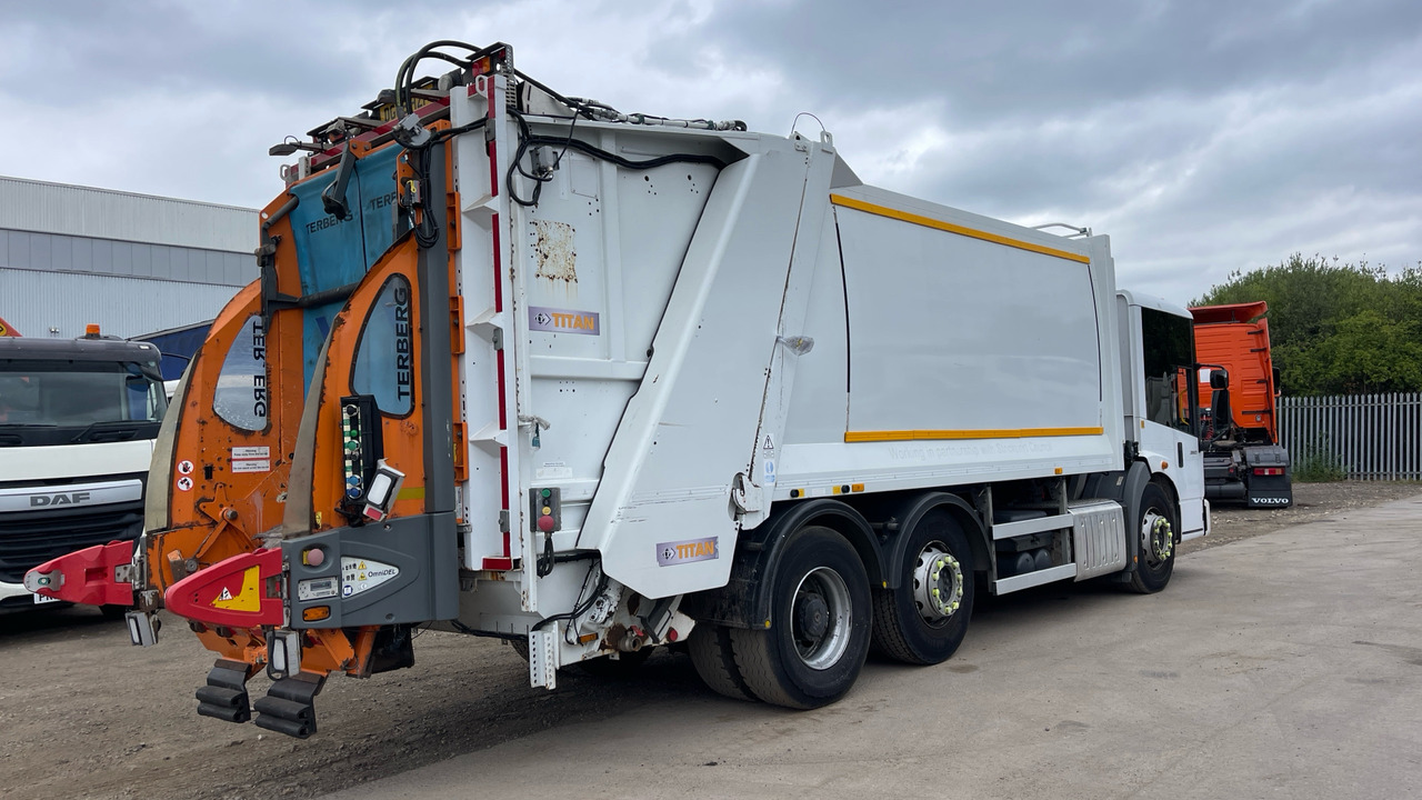 MERCEDES-BENZ ECONIC 2630 - משאית אשפה: תמונה 4 MERCEDES-BENZ ECONIC 2630 - משאית אשפה: תמונה 4