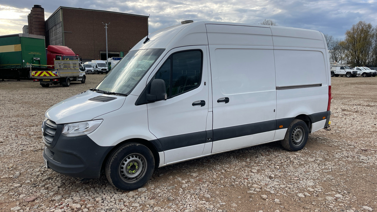 MERCEDES-BENZ SPRINTER 2.2 316 CDI - כלי רכב מסחרי עם לוח: תמונה 2 MERCEDES-BENZ SPRINTER 2.2 316 CDI - כלי רכב מסחרי עם לוח: תמונה 2