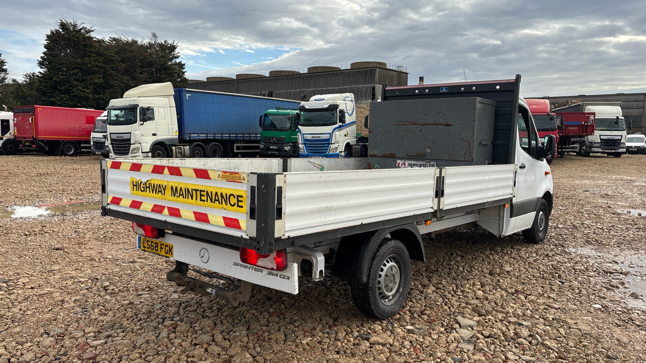 MERCEDES-BENZ SPRINTER 314 CDI - כלי רכב מסחרי במיטה שטוחה: תמונה 4 MERCEDES-BENZ SPRINTER 314 CDI - כלי רכב מסחרי במיטה שטוחה: תמונה 4