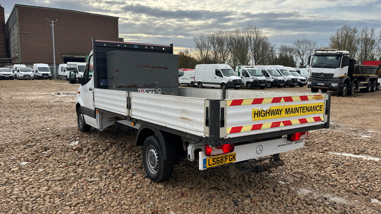 MERCEDES-BENZ SPRINTER 314 CDI - כלי רכב מסחרי במיטה שטוחה: תמונה 3 MERCEDES-BENZ SPRINTER 314 CDI - כלי רכב מסחרי במיטה שטוחה: תמונה 3