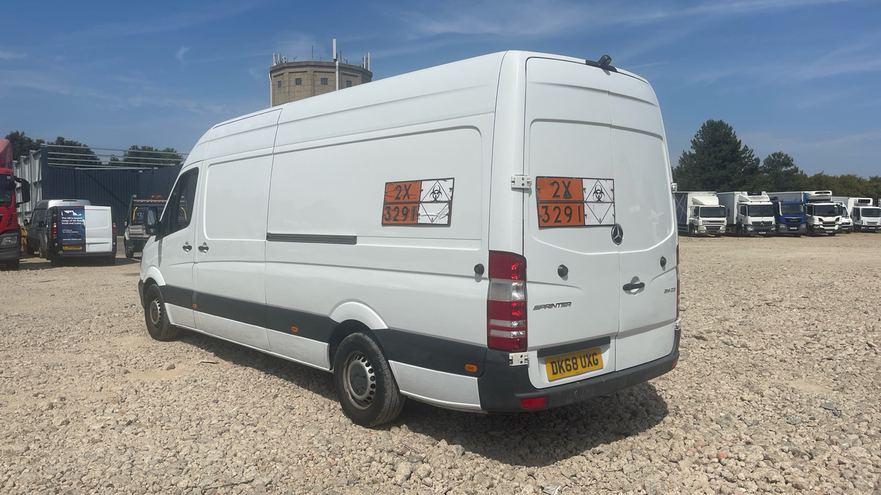MERCEDES-BENZ SPRINTER 314 CDI - כלי רכב מסחרי עם לוח: תמונה 3 MERCEDES-BENZ SPRINTER 314 CDI - כלי רכב מסחרי עם לוח: תמונה 3
