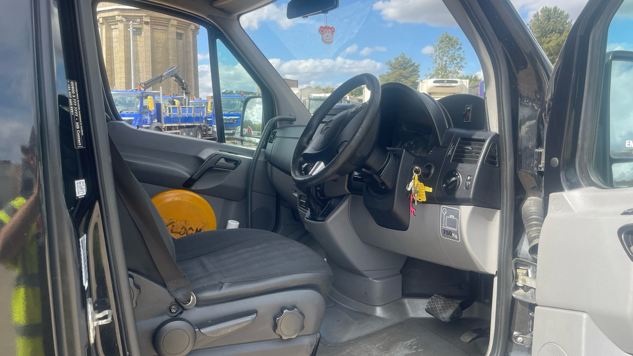 MERCEDES-BENZ SPRINTER TRANSFER 35 - מיניבוס, כלי רכב מסחרי לנוסעים: תמונה 5 MERCEDES-BENZ SPRINTER TRANSFER 35 - מיניבוס, כלי רכב מסחרי לנוסעים: תמונה 5