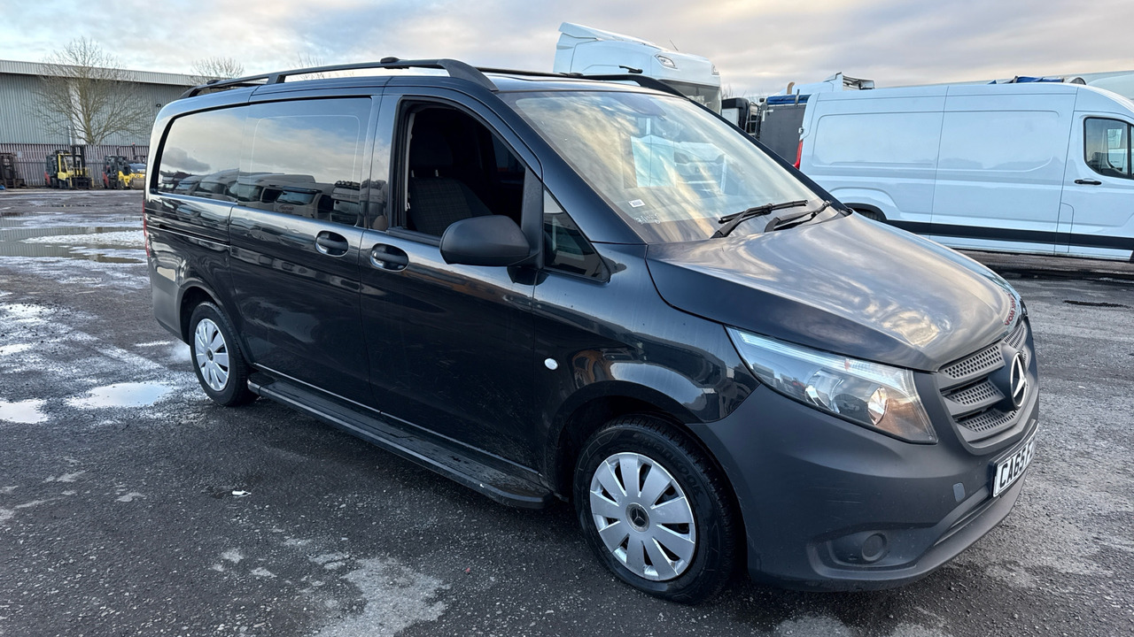 MERCEDES-BENZ VITO 114CDI BlueTec Crew Van - כלי רכב מסחרי קטן: תמונה 1 MERCEDES-BENZ VITO 114CDI BlueTec Crew Van - כלי רכב מסחרי קטן: תמונה 1