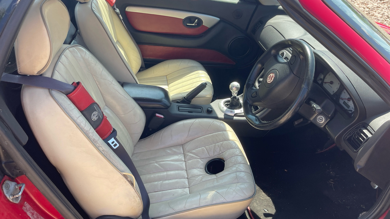 MG MGF - מכונית: תמונה 5 MG MGF - מכונית: תמונה 5