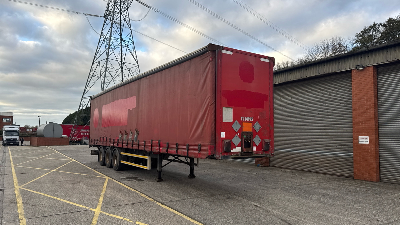 MONTRACON CURTAINSIDE - קרון נגרר: תמונה 2 MONTRACON CURTAINSIDE - קרון נגרר: תמונה 2