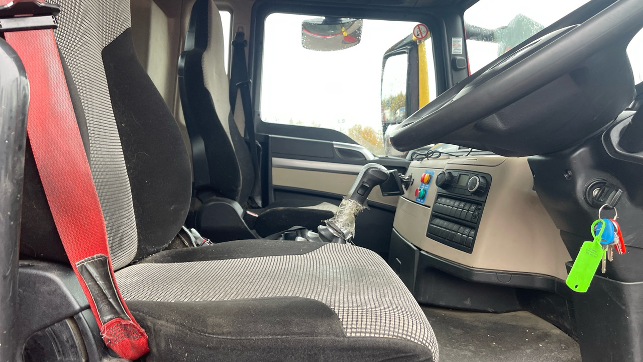 Man TGS 26.360 - משאית צד נופל/ שטוחה, משאית מנוף: תמונה 5 Man TGS 26.360 - משאית צד נופל/ שטוחה, משאית מנוף: תמונה 5