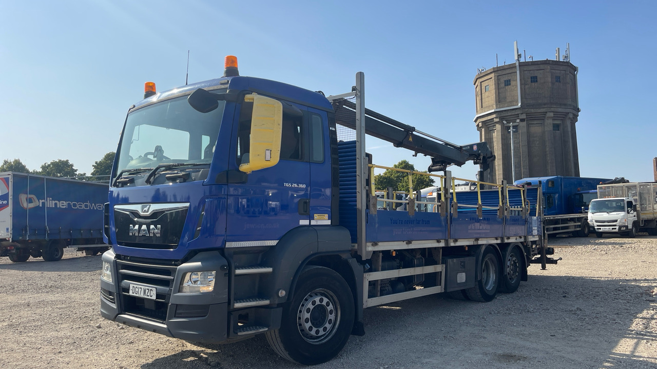 Man TGS 26.360 - משאית צד נופל/ שטוחה, משאית מנוף: תמונה 2 Man TGS 26.360 - משאית צד נופל/ שטוחה, משאית מנוף: תמונה 2